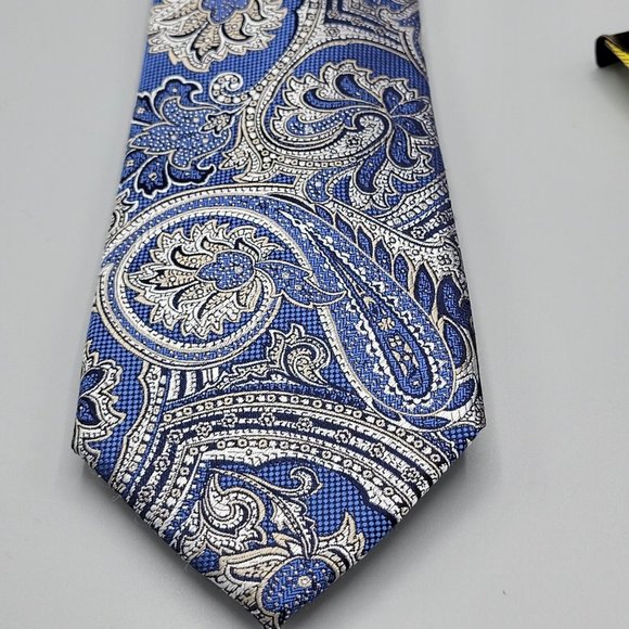 Tasso Elba Men's 100% Silk Tie Paisley Navy & Silver Textured ~  60 X 3 #E - Picture 2 of 6